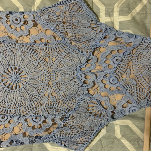 Small periwinkle and tan lace dress from Francescas - Picture 10 of 12